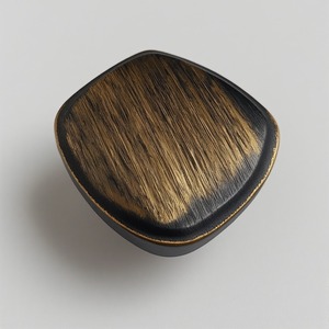 Bouton de porte de conception européenne de forme inégale rustique avec finition noire mate pour portes intérieures décoratives de villa et d'hôtel - Product Image 1