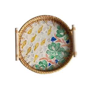 Plateau de service en rotin naturel Lavihexco avec poignée en bois, taille et logo personnalisables, vente en gros Vietnam - Product Image 4