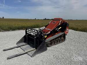 ENVÍO GRATUITO Ditch-Witch 1550 Mini Cargadora Compacta con Certificación EPA y CE, Cilindro Hidráulico Eaton, Motor Principal, Bomba, Caja de Cambios, Engranaje, PLC - Product Image 5