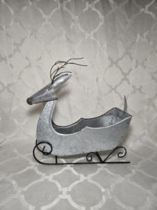 Nouvel arrivage Bougeoir décoratif de Noël en poudre noire pour la fête de Noël en traîneau Décoration intérieure et extérieure de grande taille - Product Image 3