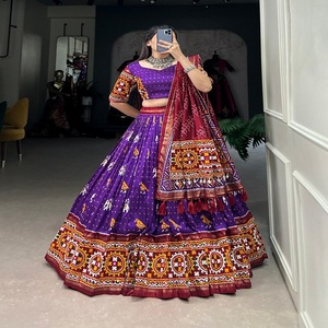 El último diseñador Tussar Silk Patola Impreso Gamthi Work Lahenga Choli por FabZone - Product Image 5