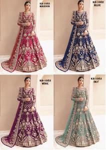 Filet papillon lourd avec un beau travail de broderie avec une robe Anarkali semi-cousue entièrement en diamant pour le mariage - Product Image 6