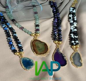 Collar de cuentas de resina de perlas azules de tendencia, collar de gargantilla de eslabones de cuentas de cristal de semilla de corte de corazón, bordado para artículos de fiesta para mujer - Product Image 3