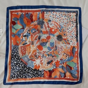 Bandana personnalisé à impression numérique Foulard pour femme Haute qualité Bon marché Vente en gros Date Excellent bandana Produits d'été - Product Image 4