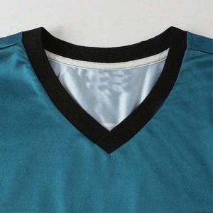 เสื้อฟุตบอลอเมริกันขายส่งปี 2025 คุณภาพสูง เย็บอย่างดี ระบายอากาศได้ดี โพลีเอสเตอร์ คอวี แขนสั้น ไซส์ใหญ่ ชุดกีฬาสำหรับผู้ใหญ่ - Product Image 3