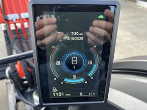 รถขุดขนาดเล็ก Kubota KX040-5 รุ่นปี 2025 ขับเคลื่อนด้วยระบบตีนตะขาบ ขนาด 2-5 ตัน ประสิทธิภาพสูง สะดวกสบาย ใช้งานได้ดี พร้อมบุ้งกี๋และเกียร์ - Product Image 5