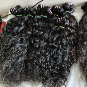 Extensiones de cabello crudo indio alineado con cutícula virgen 100% Paquetes de cabello humano sin procesar de onda suelta - Product Image 2