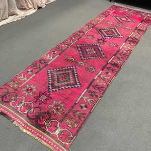 Turkish Vintage <b>Runner</b> Rug 3.1x10.5 ft, <b>Red</b> Abstract Rug Wool - Product Image 4