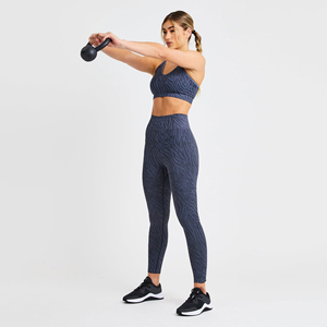 Conjuntos de sujetador de yoga personalizados de alta calidad para mujer Sujetador deportivo sin costuras de nuevo diseño con logotipo frontal y cierre de cordón - Product Image 6