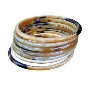 Brazaletes de cuerno de búfalo hechos a mano para mujer, pulseras y brazaletes de perlas artesanales talladas pulidas con estilo nuevo - Product Image 1