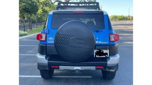 2007 To yo ta FJ Cruiser 4WD Automatic cuidadosamente usado - Product Image 4