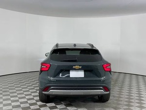 รถมือสองเชื่อถือได้ ปี 2025 เชฟโรเลต แทร็กซ์ LT 4 ประตู SUV (เครื่องยนต์ 1.2 ลิตร 3 สูบ เทอร์โบ เกียร์อัตโนมัติ 6 สปีด) - Product Image 3