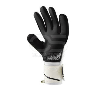 Gants de gardien de but jeunes et adultes avec un design respirant et une poignée en latex durable Gants de gardien de but professionnels - Product Image 5