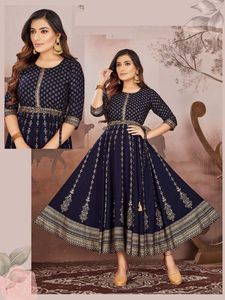 Vestido tradicional indio de rayón con hermoso estampado de lámina, vestido Kurti para ropa de boda de proveedor indio - Product Image 5