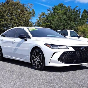 Usado 2019 T * oyota Avalon Touring - Product Image 1