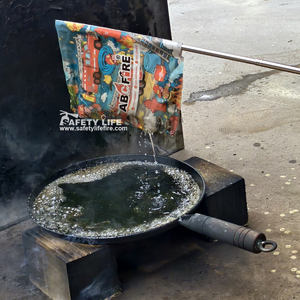 Produit chimique humide extrêmement efficace qui éteint rapidement les flammes et refroidit les surfaces chaudes Sachets d'extincteur pour cuisine Vase - Product Image 4