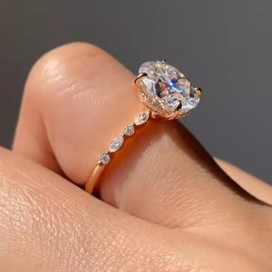 VS1 ovale taille laboratoire cultivé diamant caché Halo et pavé bague de fiançailles 18K or jaune mariage diamant bijoux - Product Image 4