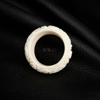 Bestseller Handmade Thin White Fashion Ring Trendy Accessoire mit graviertem Blumenmuster