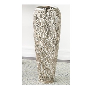 Maceta de Aluminio con Diseño Moderno, Construcción Robusta y Atractivo Refinado para Uso en Interiores/Exteriores, Jardinera de Lujo - Product Image 2