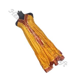 SD002 Saree / Sari / Shari vêtements indiens et pakistanais de l'Inde Hippy Boho indien longue robe imprimée en soie Vintage à fleurs Sari - Product Image 3