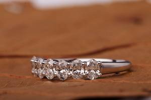 Diseño minimalista de lujo CVD HPHT Lab Grown Diamond 14K/18k oro sólido media eternidad alianzas de boda anillo de promesa de lujo para mujeres - Product Image 3