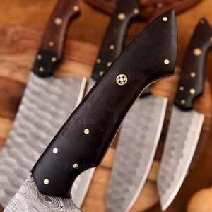 Vente flash : Ensemble de 5 couteaux de chef en acier Damas avec manche en bois, utilisation en restaurant, comprend un sac en cuir, couteaux à découper la viande - Product Image 4