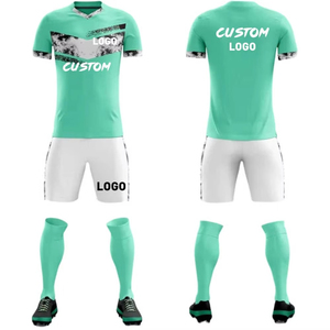 Vente en gros d'uniformes de football pour adultes sur mesure, manches courtes, 100% polyester, légers, respirants, ensemble d'équipe, Sialkot, Pakistan - Product Image 4