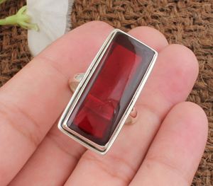 Bague en argent sterling 925 avec pierre précieuse rouge rectangulaire bijoux de déclaration classique pour femmes vente en gros - Product Image 2