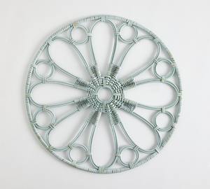 Hermosos Salvamanteles Redondos Vintage de Ratán y Bambú Hechos a Mano y Ecológicos para Bodas y Uso Doméstico - Product Image 5