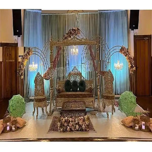 Configuration traditionnelle de scène de mariage musulman pour la cérémonie Sangeet Accessoires professionnels pour événement Mehndi et décor de thème de mariage - Product Image 1