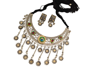 Ensemble de boucles d'oreilles collier fusion oxydé polyvalent pour tenues ethniques et contemporaines pour mariages et festivals - Product Image 2