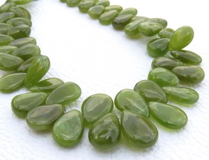 Perles de pierres précieuses en vesuvianite naturelle, forme poire, 9 pouces, lisses, polies, vertes, perles de vesuvianite en vrac pour bricolage, 7,5-12 mm - Product Image 2