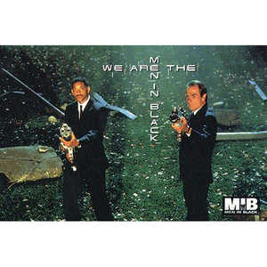 โปสการ์ดผู้ชายยุคใหม่ในชุดดำสำหรับตกแต่งผนัง - Product Image 1