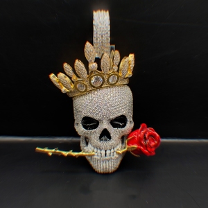 Colgante de Calavera con Diamantes Corona Rosa, Oro Sólido de 18K, Diamante Natural de Corte Brillante, Estilo Hiphop, Amuleto de Lujo Unisex para Fiesta - Product Image 3