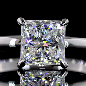 Bague de fiançailles solitaire en or blanc 14 carats de 1,52 carats, forme princesse, bijoux de luxe en diamant artisanal pour mariage - Product Image 2