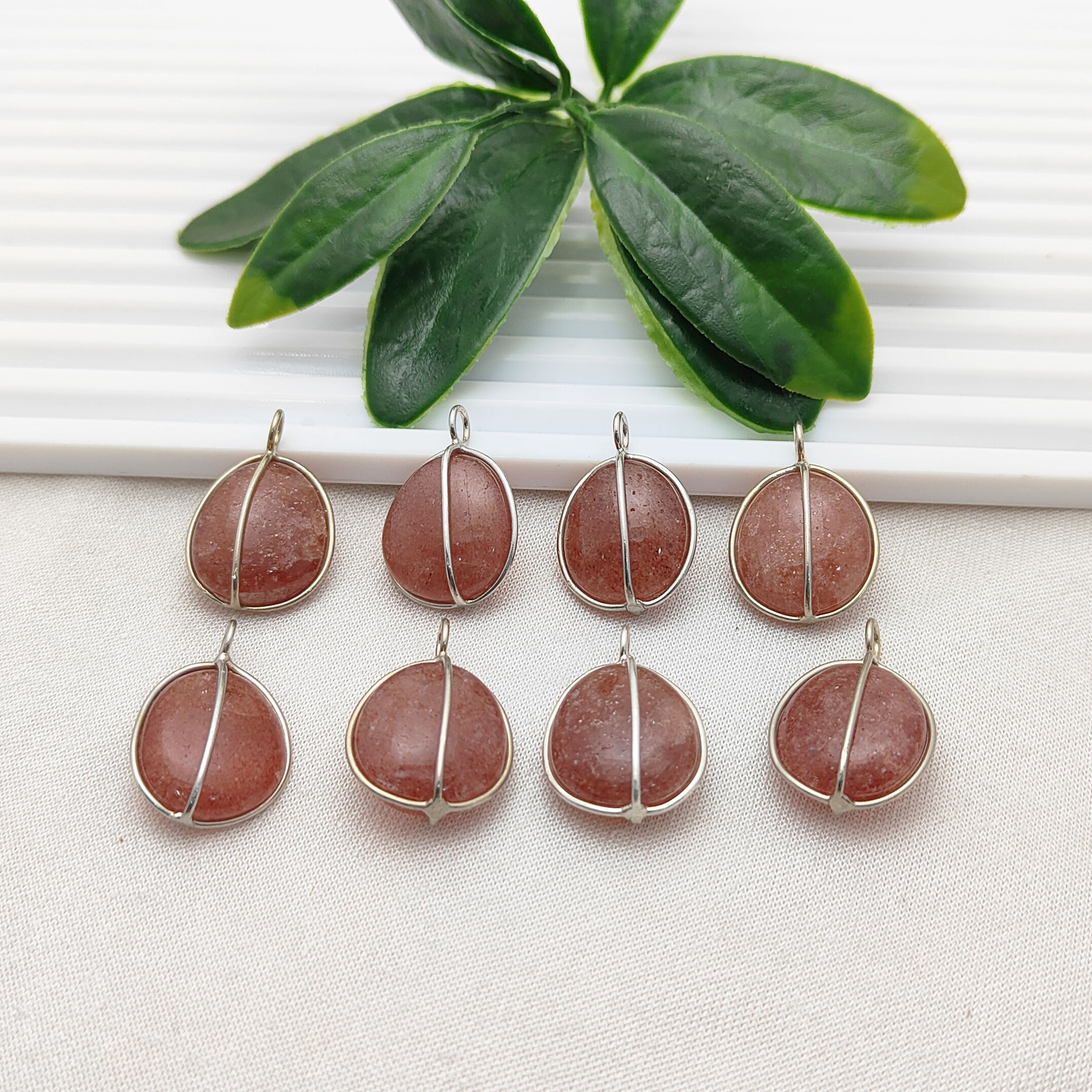 สตรอเบอร์รี่ควอตซ์