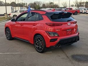 Hyundai <span class=keywords><strong>Kona</strong></span> 2023 FWD con sedili in pelle cambio automatico benzina carburante <span class=keywords><strong>auto</strong></span> usate molto pulite e ordinatamente usate disponibili per la vendita - Product Image 3