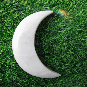 Nouveau fait à la main naturel blanc Agate grande taille demi-lune clair Folk Original Europe occidentale Art Style Technique lune - Product Image 4