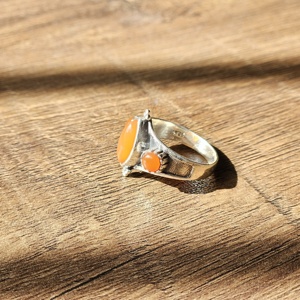 Anillo Vintage de Tres Piedras Preciosas de Cornalina, Plata de Ley 925 Chapada en Oro, Estilo Religioso, para Bodas, Fiestas, Elegante y Moderno - Product Image 3