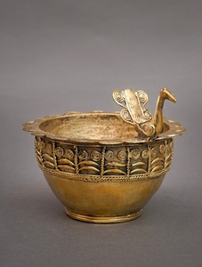 Exquisita Escultura de Pavo Real de Lujo en Metal, Figura Decorativa Hecha a Mano para Mesa de Oficina en Casa, Sala de Estar, Obra de Arte - Product Image 2