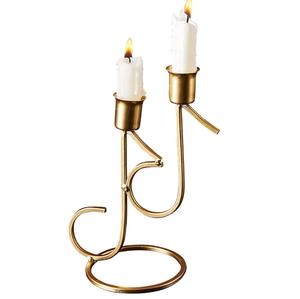 Portavelas de forma única con acabado brillante de Color dorado personalizado compatible con 3 velas, tamaños 9L X 9W X 21H Cm - Product Image 3