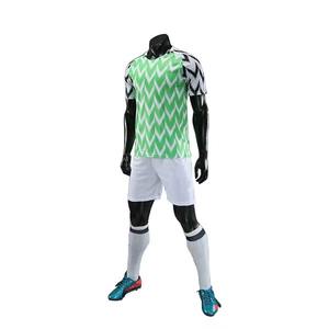 Uniforme de fútbol para hombre, camiseta de fútbol y pantalones cortos, Kit de entrenamiento, ropa de equipo de tela transpirable de secado rápido, ropa deportiva con logotipo personalizado - Product Image 5