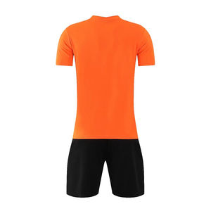 2023 nueva llegada personalizada club fútbol Jersey al por mayor deporte uniforme de fútbol con logotipo individual establece estilo - Product Image 3