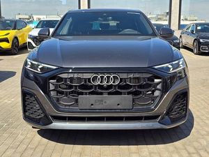 2023 2022 2024 Q8 Audi (ในสีที่ต่างกัน) - Product Image 5