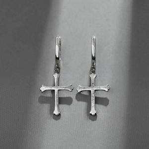 Boucles d'oreilles pendantes Jeulia Sinner Cross en argent sterling - Product Image 4