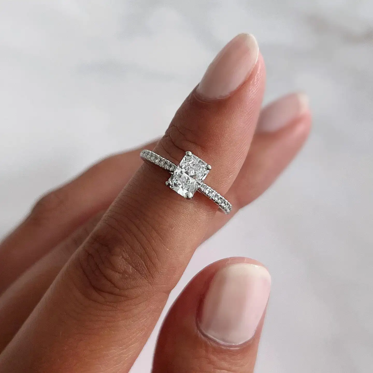 Completa Eternidade Banda Anel De Noivado Emerald Cut Lab Grown Diamante Anel De Ouro Branco Anel De Casamento