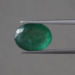 Mejor precio Esmeralda de Zambia natural Corte ovalado Suelto (Panna) IGI Luz verde Esmeraldas de 5,21 quilates - Product Image 1