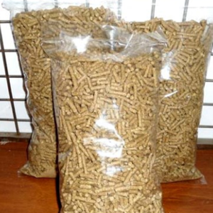 Granulés de bois de qualité supérieure en gros, disponibles EN Plus-A1 6mm/8mm, granulés de bois de sapin, de pin et de hêtre, granulés de bois pour chauffage, à vendre - Product Image 1