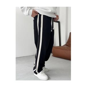 ชุดเซ็ตเสื้อผ้าสตรีทแวร์ผู้ชายไซส์ใหญ่แบบเป็นมิตรกับสิ่งแวดล้อม กางเกงวอร์มและเสื้อฮู้ดดี้ ชุดกีฬา ผลิตตามสั่ง ผ้าฝ้าย 100% สวมใส่สบาย - Product Image 3