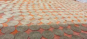 นิยามใหม่ของความงามตามธรรมชาติ: พรมทรงกลมผักตบชวาด้วยมือสำหรับทุกห้อง - Product Image 3